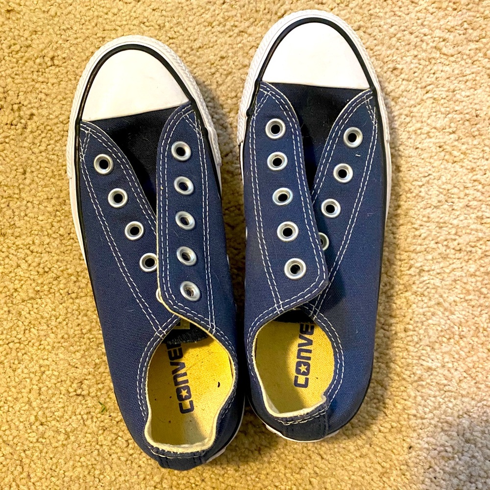 Converse - Brand new without tags. Size 5